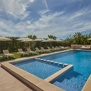 *** Apartahotel Escondidos Ibiza España